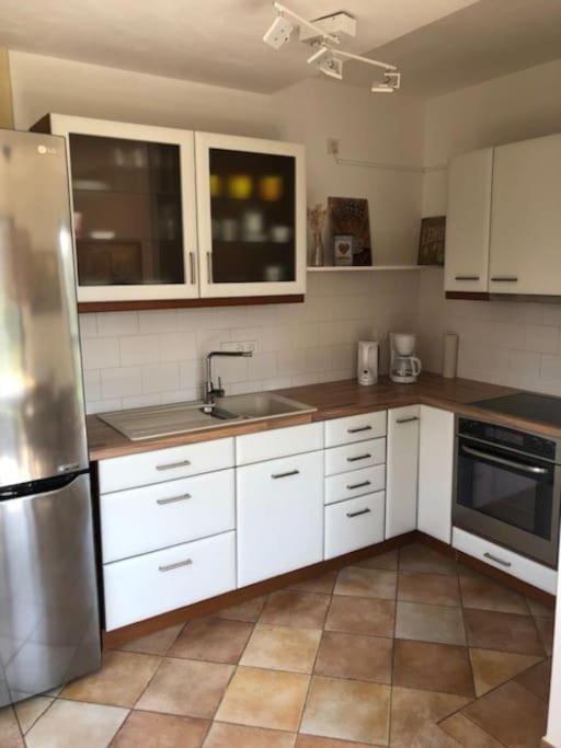 Ferienwohnung Laendlichmodern, Barrierefrei Bad Nenndorf Esterno foto